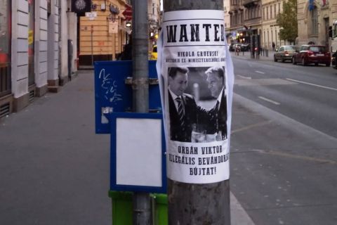 Plakáton keresik a volt macedón miniszterelnököt Budapesten