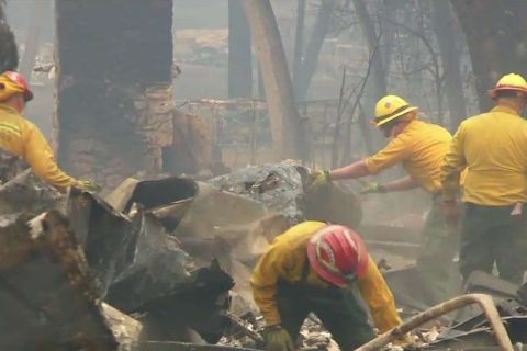 Már 50 halálos áldozata van a kaliforniai tűzvésznek