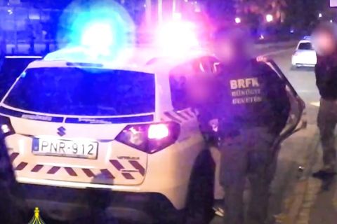 Lövöldözés volt szerda este Budapest belvárosában