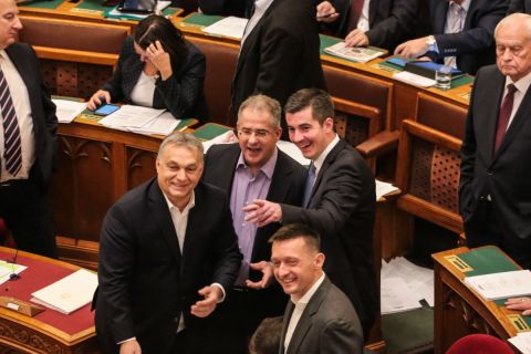 Orbán Viktor, Kósa Lajos, Kocsis Máté és Rogán Antal a parlament ülésén 2018. december 12-én.