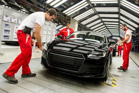 Leáll a győri Audi-gyár a járvány miatt