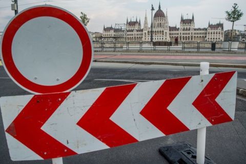 Itt lesz tüntetés a hétvégén – a fél Budapestet lezárják