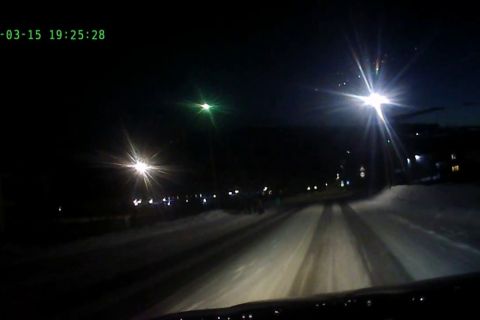 Rejtélyes, fénylő objektum csapódott a földbe Oroszországban – videó