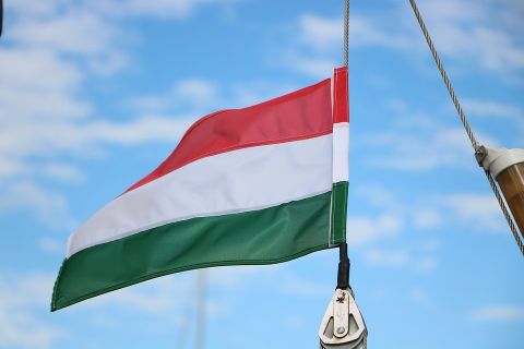 Ismét büntettek a március 15-i magyar zászlók miatt Romániában