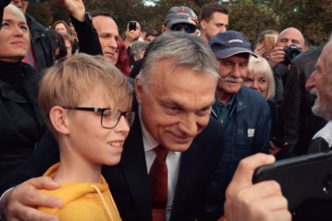 Veje üzleti sikereiről faggatták Orbánt, ezt válaszolta a riporternek