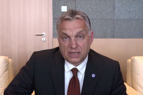 Horvát lapok szerint Orbán Csányiék magánszigetén is járhatott, a DK kiakadt