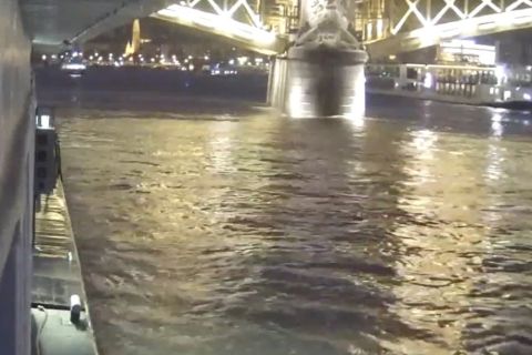 Újabb videó került elő a dunai hajóbalesetről