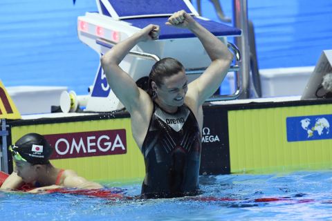 A győztes Hosszú Katinka a női 400 méteres vegyesúszás döntője után a 18. vizes világbajnokságon a dél-koreai Kvangdzsuban 2019. július 28-án.