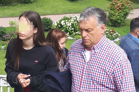 Oroszországban fotózták le Orbán Viktort