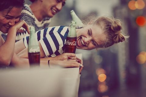 Jól jöhetett a Coca-Colának a magyar homofóbok toporzékolása