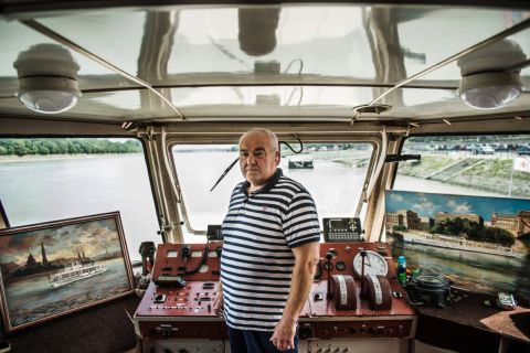 Dajka László, a Monarchia rendezvényhajó kapitánya Budapesten 2019. június 24-én.