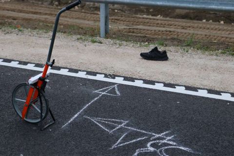 Népszava: útépítő munkást gázoltak halálra a félkészen átadott R67-es úton