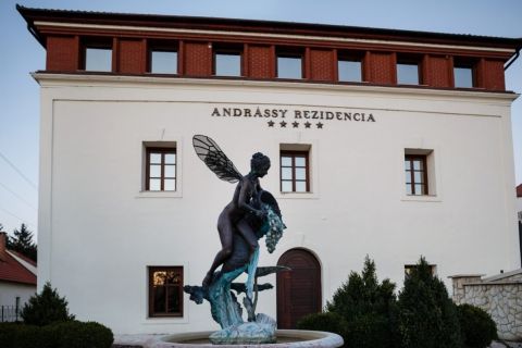 Az ötcsillagos Andrássy Rezidencia Tarcalon.
