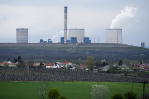 A mátrai erőmű Visonta közelében 2017. április 6-án.