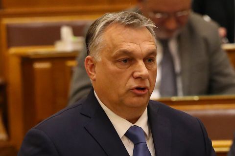 Orbán Viktor miniszterelnök azonnali kérdésre válaszol az Országgyűlés plenáris ülésén 2019. december 10-én.