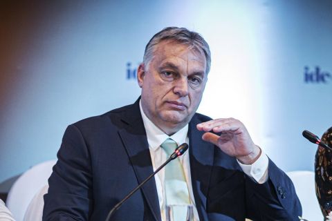 Orbán Viktor miniszterelnök (b) Indonéziában, a CDI bizottsági ülésén, Yogyakartában 2020. január 23-án.