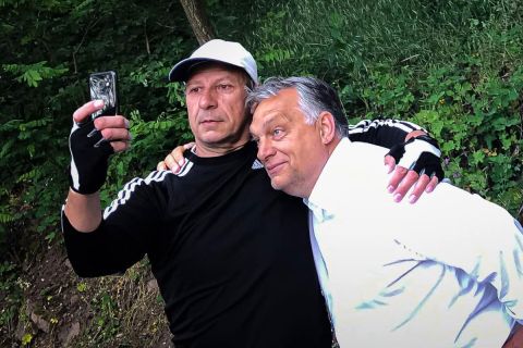 Orbán Viktor legújabb fotója szerint nem nagyon kell már tartani a koronavírustól