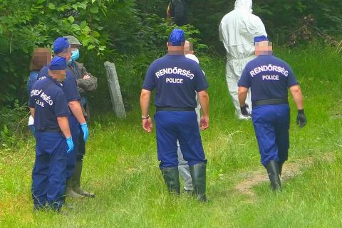 Megszállták a rendőrök a Tisza-partot Csongrádon, holttestet találhattak