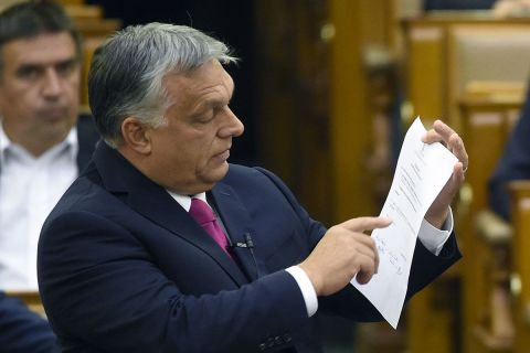 Orbán Viktor miniszterelnök beszél az azonnali kérdések órájában az Országgyűlés plenáris ülésén 2020. június 29-én.
