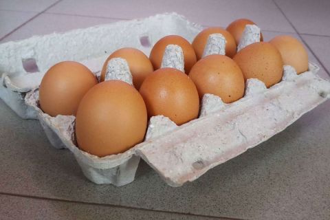 Fontos tojásársapka-ügyi pontosítás érkezett a Miniszterelnökségtől