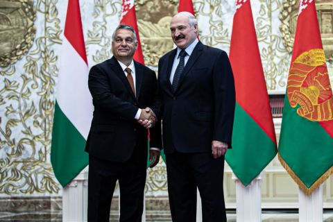 Orbán Viktor és Aljakszandr Lukasenka 2020 júniusában Minszkben.