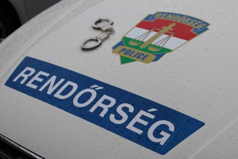 „Meg fogtok dögleni”: letartóztatták a péntek este rendőrökre támadó nógrádi férfit