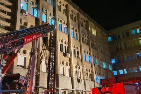 Tűz ütött ki egy romániai kórház intenzív osztályán, sok halott