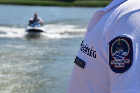 Megtalálták a tiszai csónakbalesetben eltűnt férfi holttestét