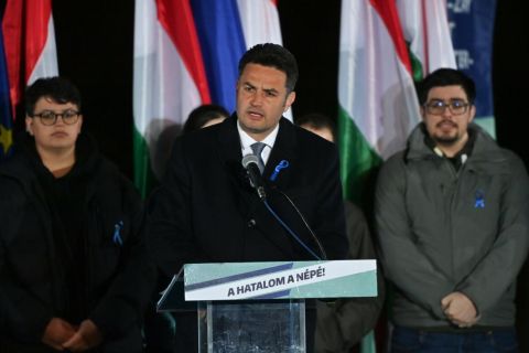 Márki-Zay Péter, az ellenzék közös miniszterelnök-jelöltje, a Mindenki Magyarországa Mozgalom elnöke beszédet mond a az Egységben Magyarországért eredményváró rendezvényén, a Városligeti Műjégpályán 2022. április 3-án.