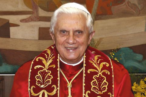 XVI. Benedek pápa (latinul: Benedictus PP. XVI), született Joseph Aloisius Ratzinger.
