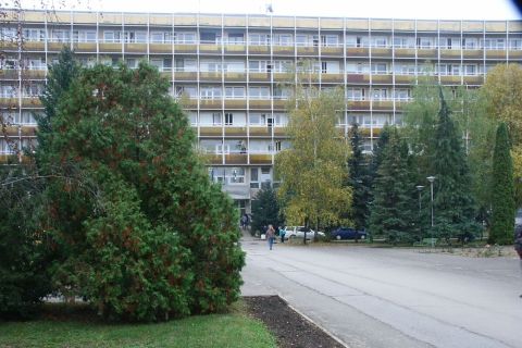 A Kistarcsai Flór Ferenc Kórház.