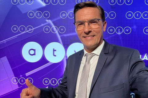 Gajdos Tamás tájfutó, újságíró, az ATV műsorvezetője.