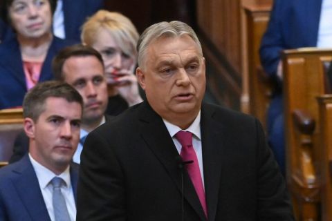 Orbán Viktor miniszterelnök azonnali kérdésre válaszol az Országgyűlés plenáris ülésén 2024. április 8-án.