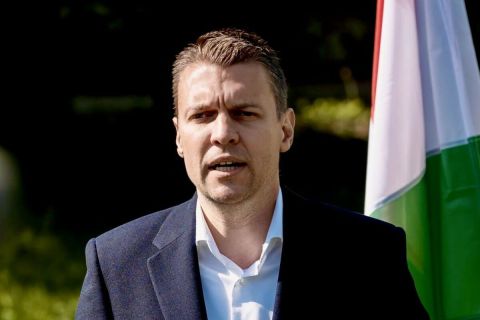 Menczer Tamás szerint Orbán Viktor az egyetlen, aki meg tudja védeni Magyarországot a háborútól
