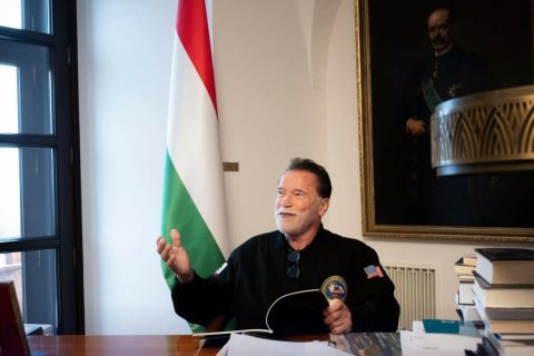 Valami készül: Arnold Schwarzenegger megjelent Orbán Viktor irodájában