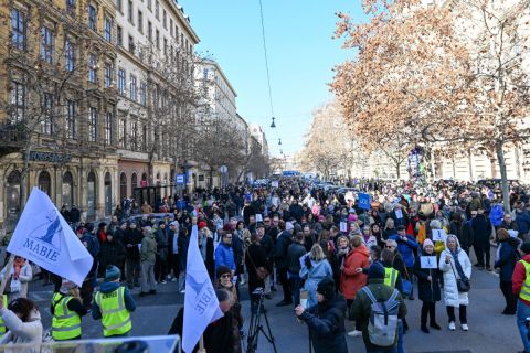 Bírók tüntettek az igazságszolgáltatás függetlenségéér