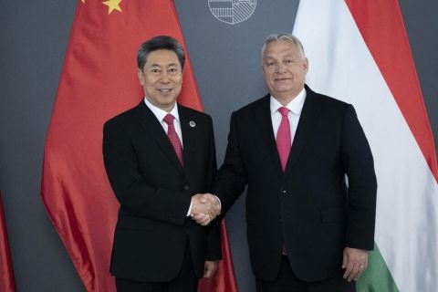 orban-kommunista