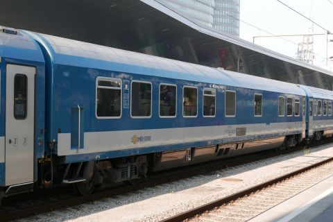 1_MAV_WRbumz_61_55_88-71_000-9_H-START_Wien_Hbf_080916_EC345