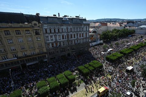budapest-pride-tomeg