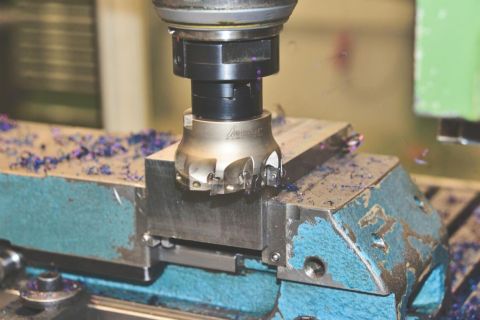 Az esztergálás szerepe a modern iparban