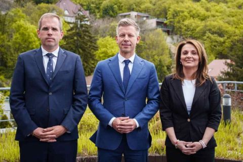 ruff-balint-magyar-peter-lorincz-viktoria