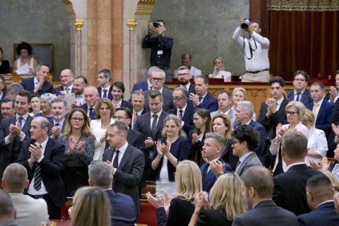 parlament-tisza-frakcio