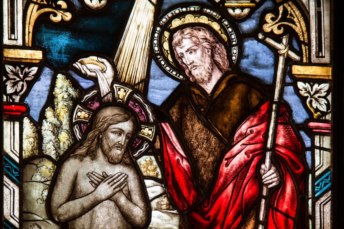 Perselypénzt, tévét lopott a templomból egy 19 éves lány Jászapátiban