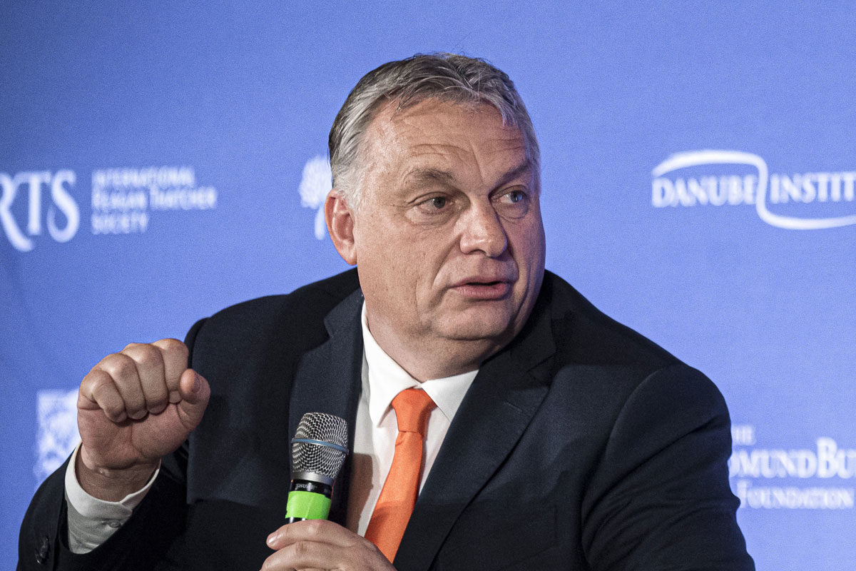 Orbán Viktor miniszterelnök (b) a Nemzeti Konzervativizmus című konferencián Rómában, a Grand Hotel Plazában 2020. február 4-én.
