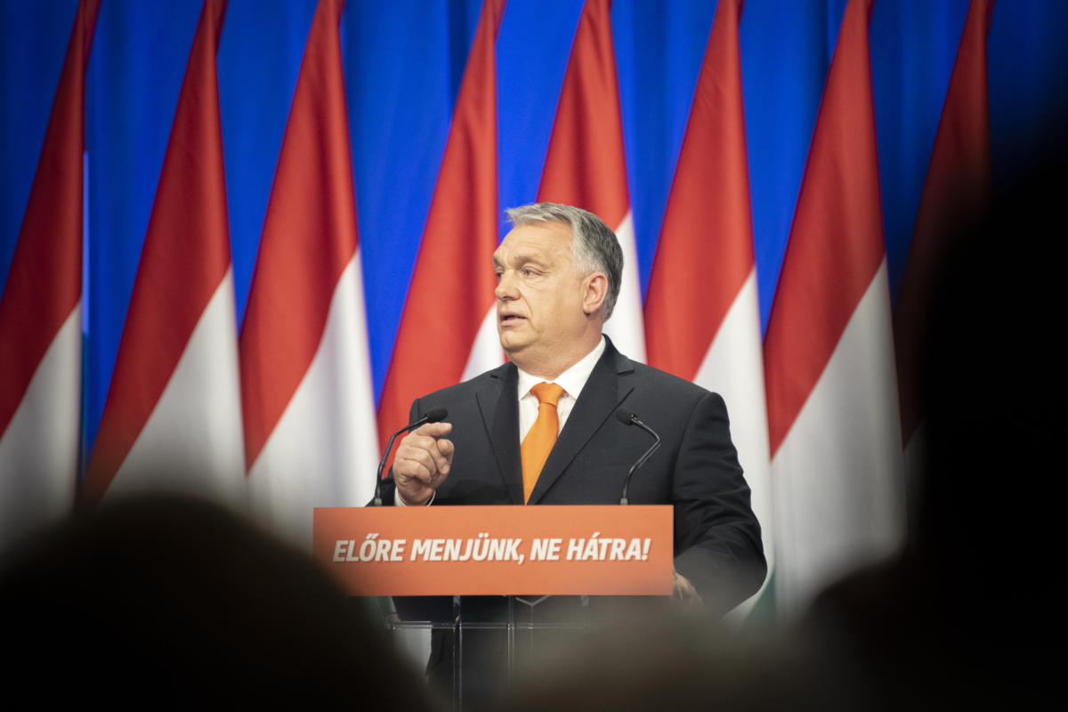 Orbán Viktor miniszterelnök évértékelő beszédet tart a Várkert Bazárban 2022. február 12-én.