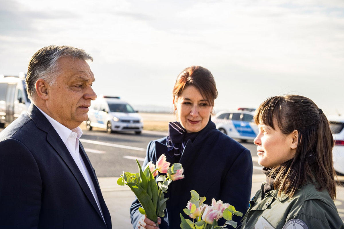 Orbán „hadvezér” Viktor nőnap alkalmából: „Erőt, egészséget, hölgyeim!