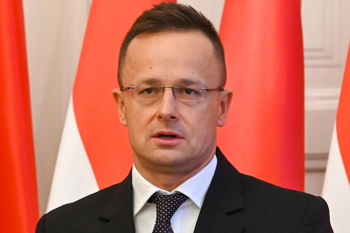 Szijjártó Péter külgazdasági és külügyminiszter a magyar-szerb gazdasági vegyesbizottság ülése után tartott sajtótájékoztatón a Külgazdasági és Külügyminisztériumban 2022. március 2-án.