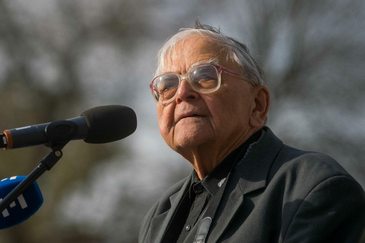 Mécs Imre volt szabaddemokrata, majd szocialista parlamenti képviselő, ’56-os halálraítélt beszédet mond a Rákoskeresztúri új köztemető 301-es parcellájában az 1956-os forradalom és szabadságharc kitörésének 62. évfordulóján, 2018. október 23-án.