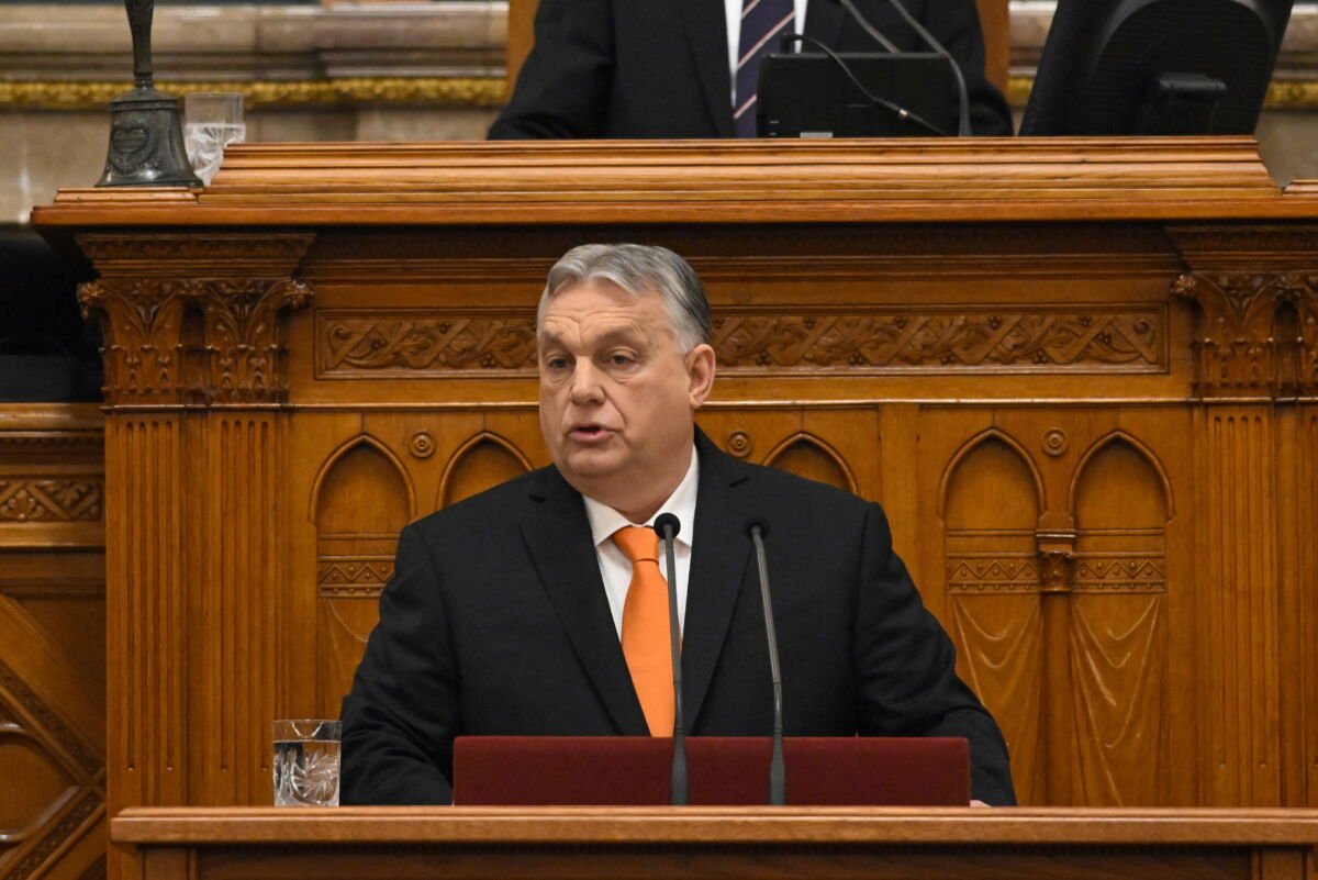 Orbán Viktor miniszterelnök felszólal napirend előtt az Országgyűlés plenáris ülésén 2024. február 26-án.