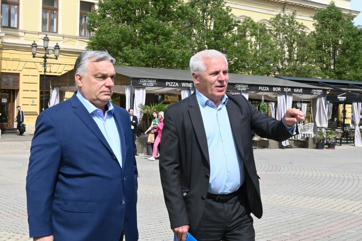 Orbán Viktor miniszterelnök és Kovács Ferenc, Nyíregyháza fideszes polgármestere.